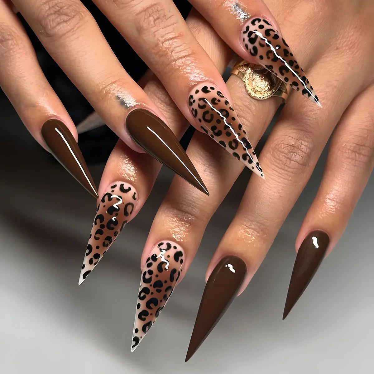 24Pcs Long Stiletto Nails Set Press on Pink Edge French Detachable Fake Nails Art Simple Artificial Full Cover False Nails Tips