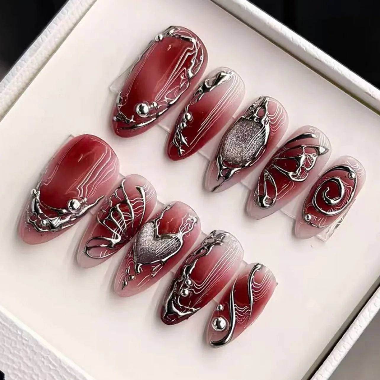 24Pcs Black Y2k Long False Nails with Almond Head Design Cat's Eye Silver Stripe Pattern Press on Fake Nails Wearable Nail Tips