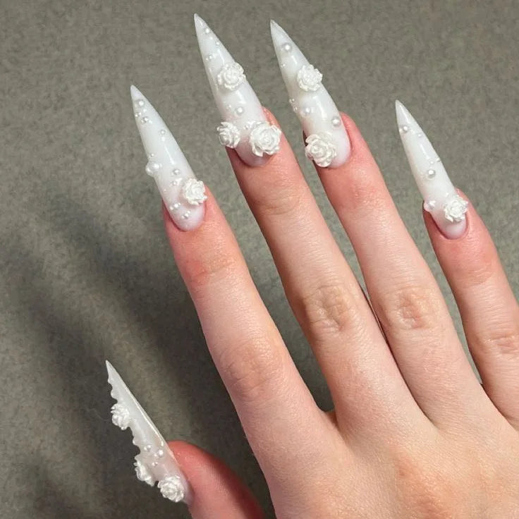 24Pcs Long Stiletto Nails Set Press on Pink Edge French Detachable Fake Nails Art Simple Artificial Full Cover False Nails Tips